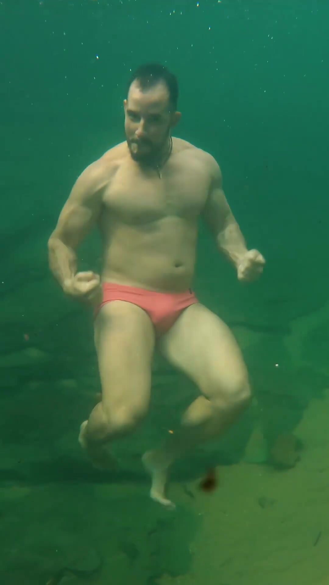 Brazilian hottie barefaced underwater in bulging speedo - video 6