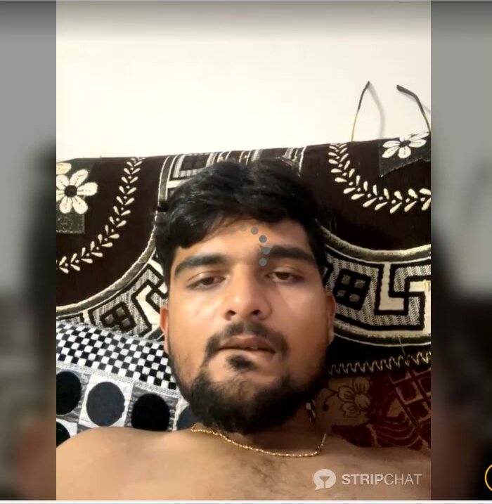 Indian twink being slutty on cam and cums