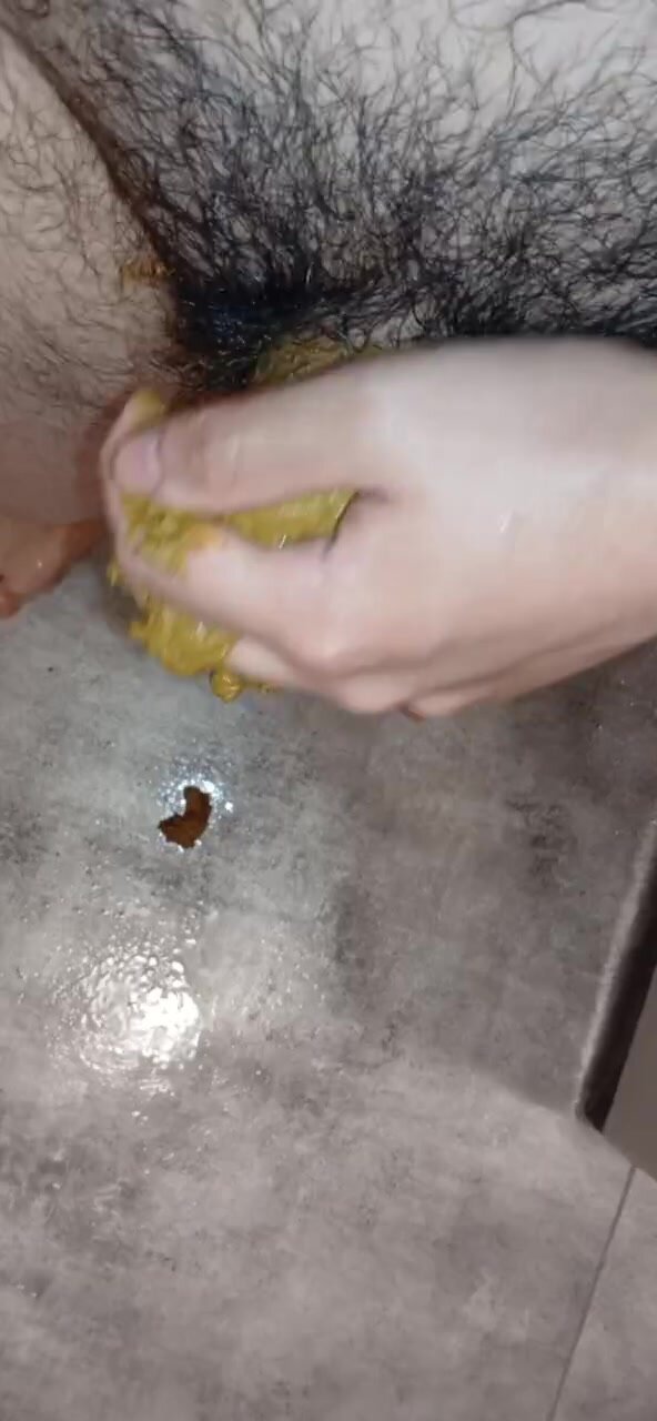 Rubbing my dick with my shit