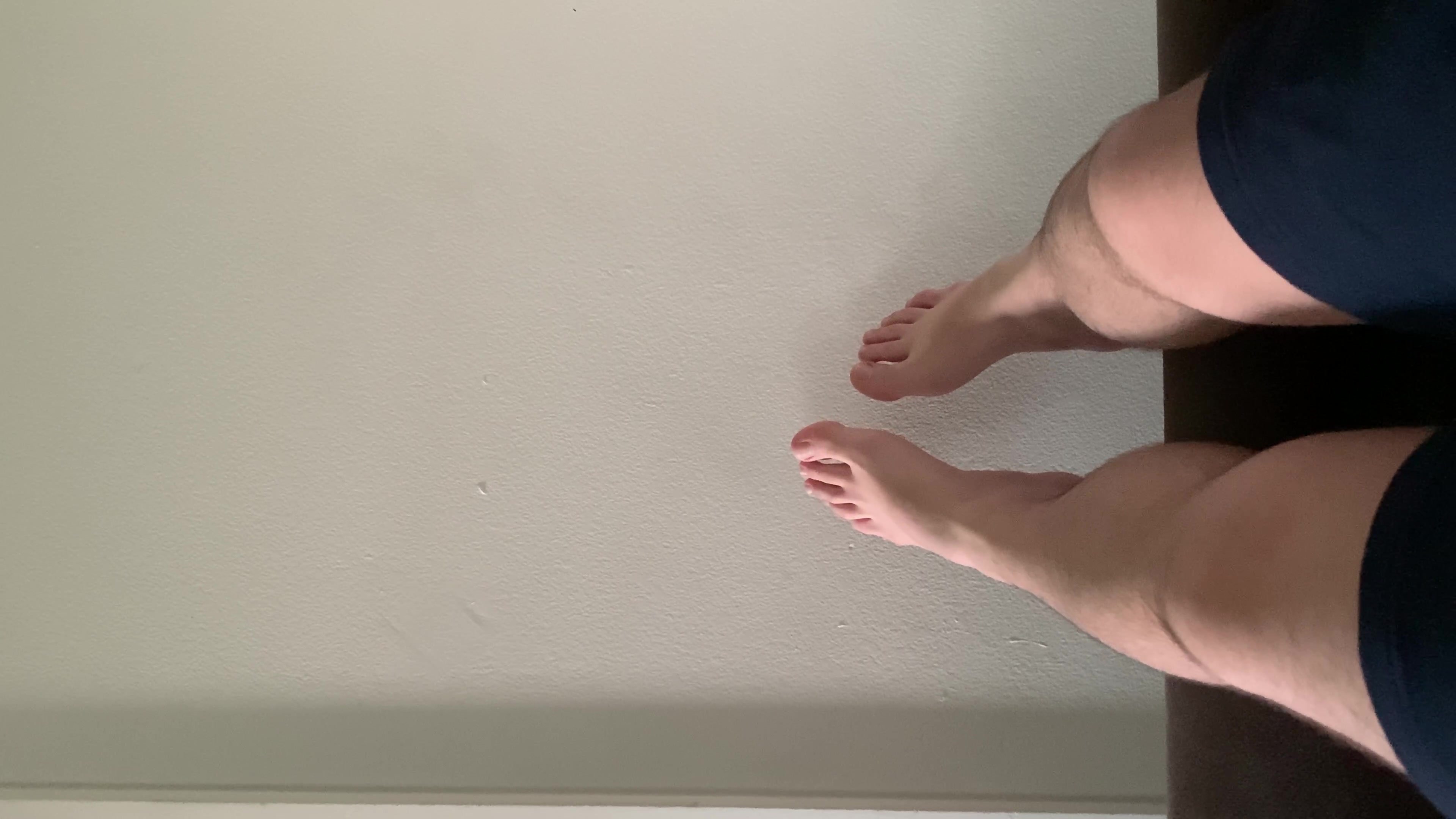 Meaty feet - video 2