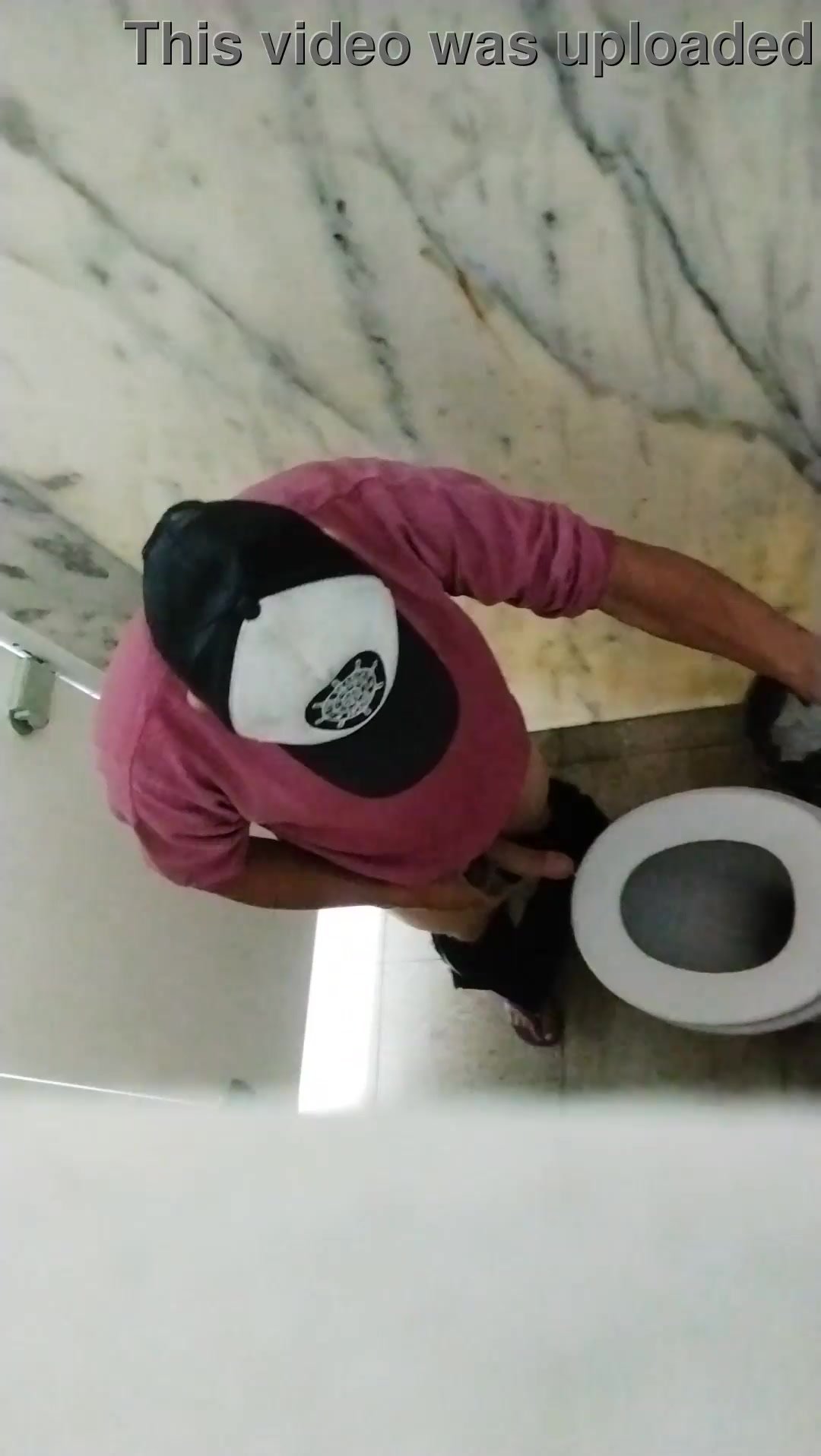 Toilet cumming spy
