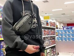 Cumming on the store floor