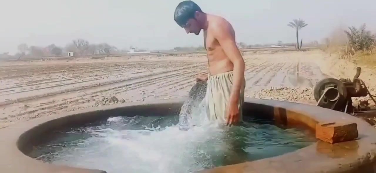 Desi tubewell bath