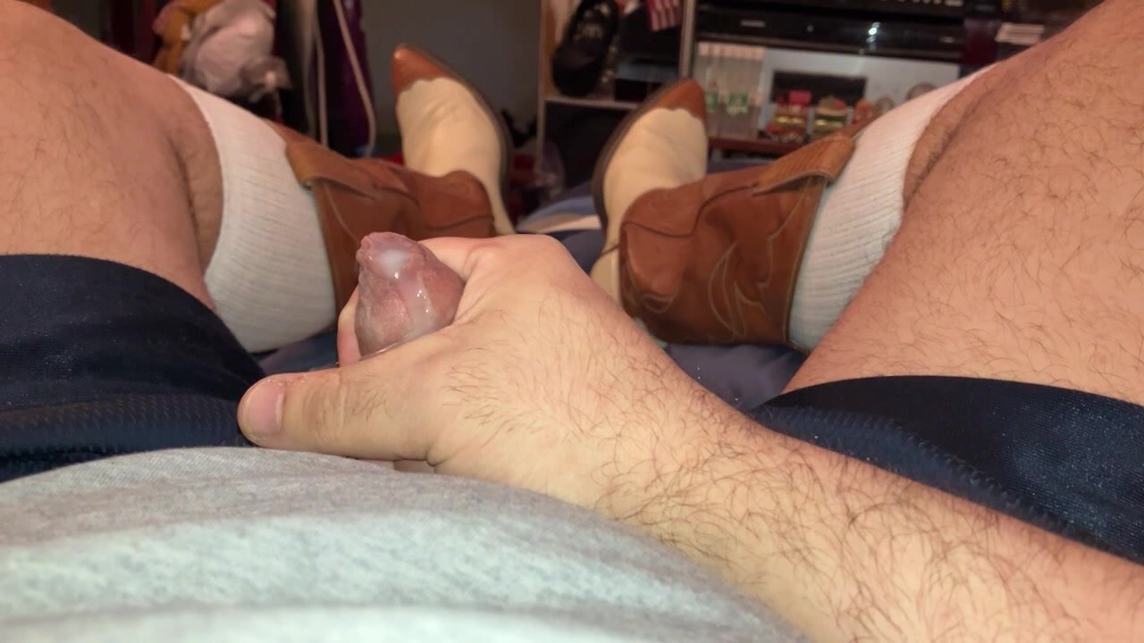 Cumming  while Wearing my Cowboy Boots