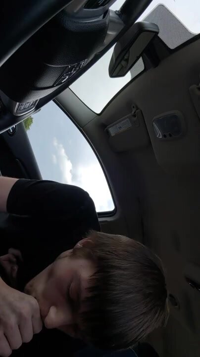 Twink sucks off a stranger in a car
