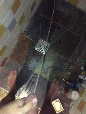 shower piss - video 2