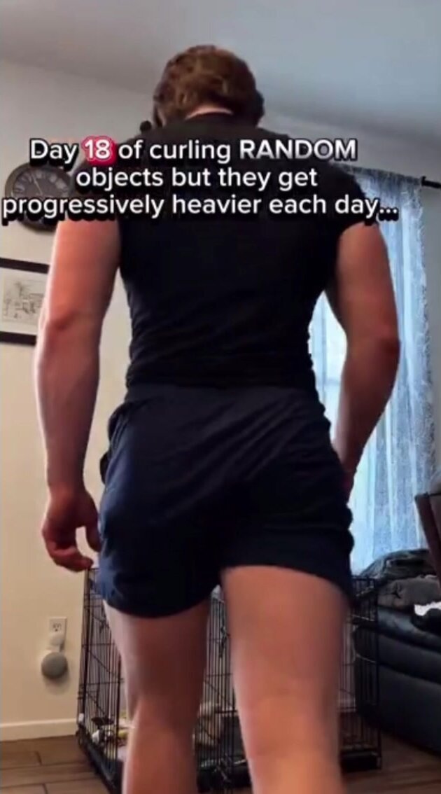 Gym bro with a fat ass