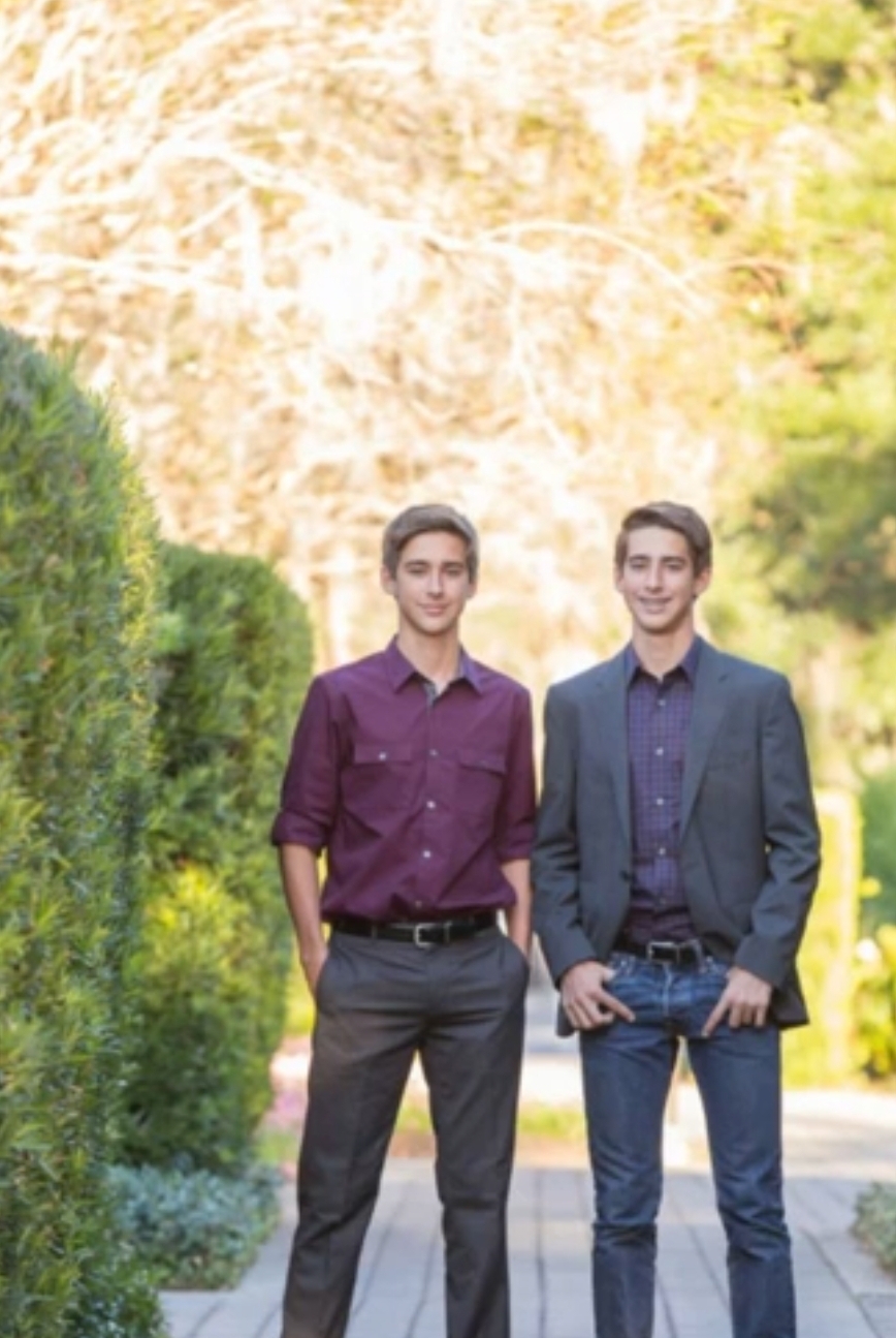 Twin Twinks thing