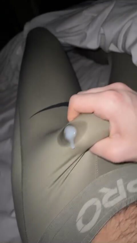 Cumming in ... pro tights