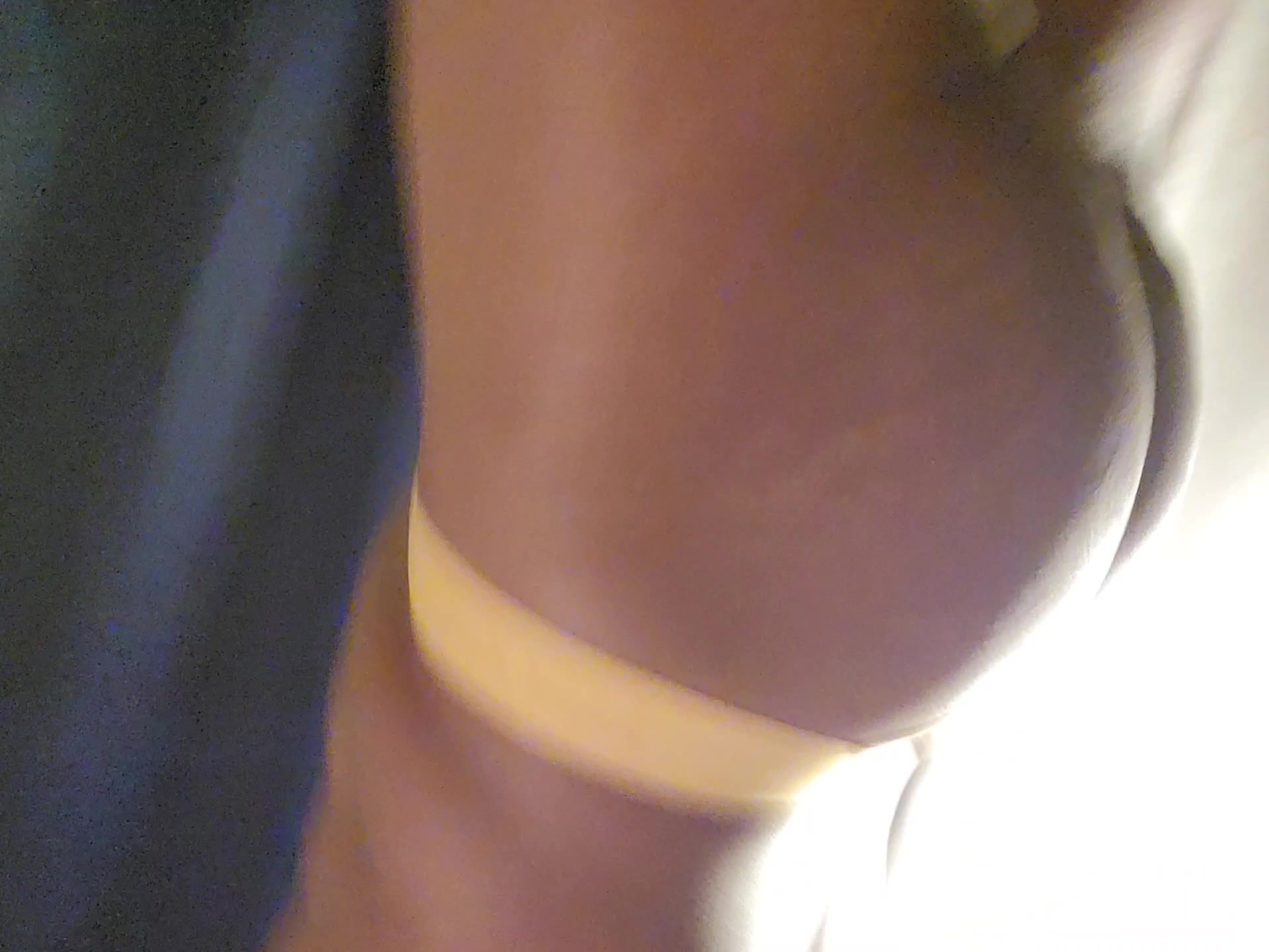 Ass in Yellow