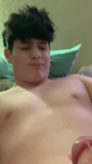 Cumming on his chin self facial