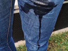 Pissing my Jeans and Undies