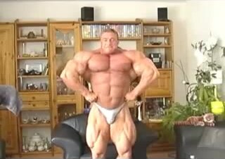 MuscleFreak at home