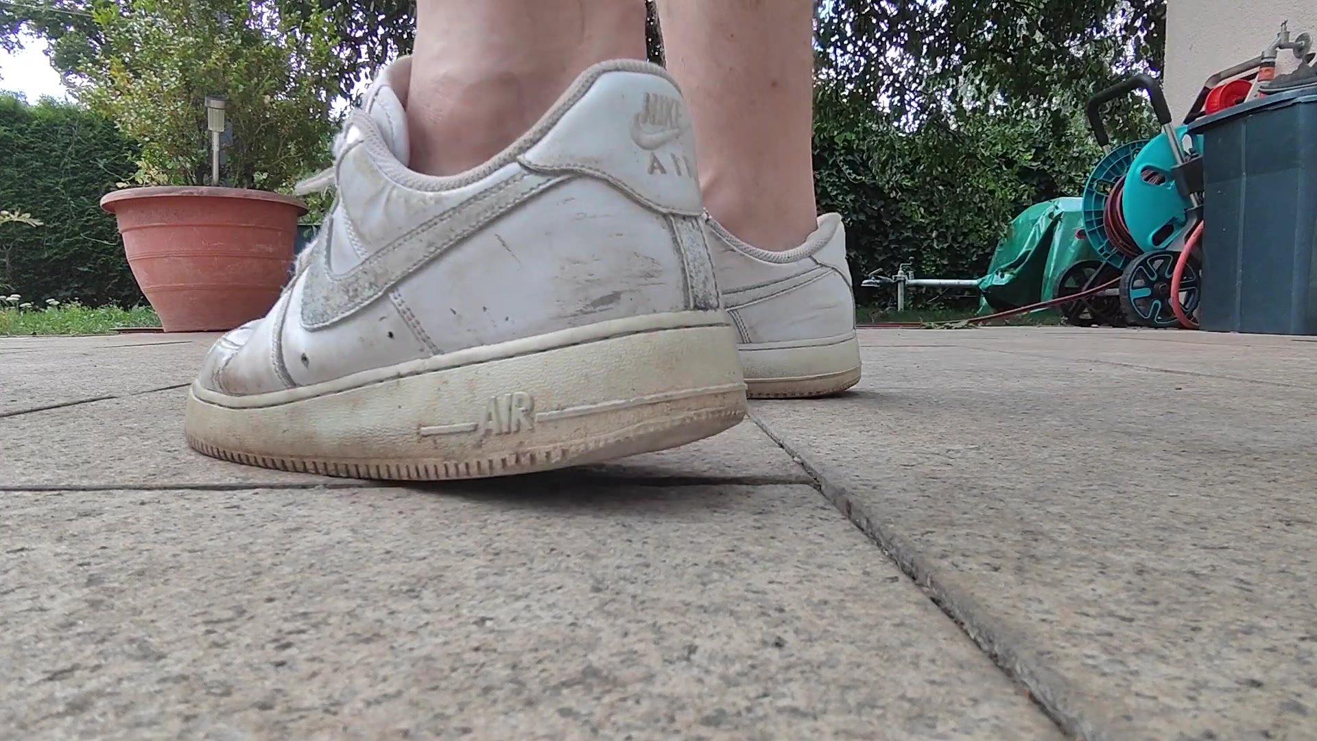 Sockless In Trashed ... Sir Force 1’s (AF1 Shoe Play)