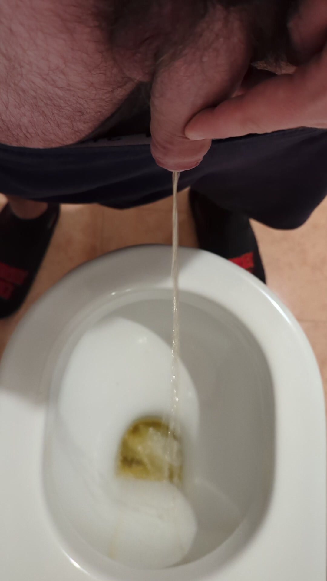 Male piss standing