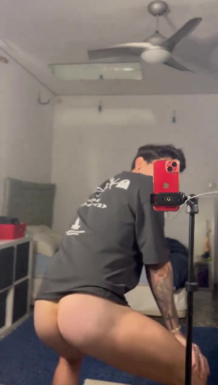Latino twerk (fat ass) pt.3