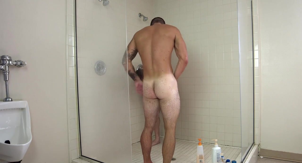 Two hunk studs share a shower