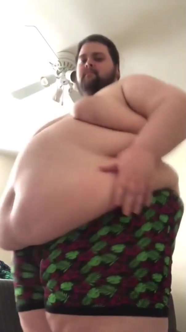 big ass chub standing jiggle