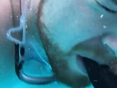 Underwater barefaced buddybreathing - video 4