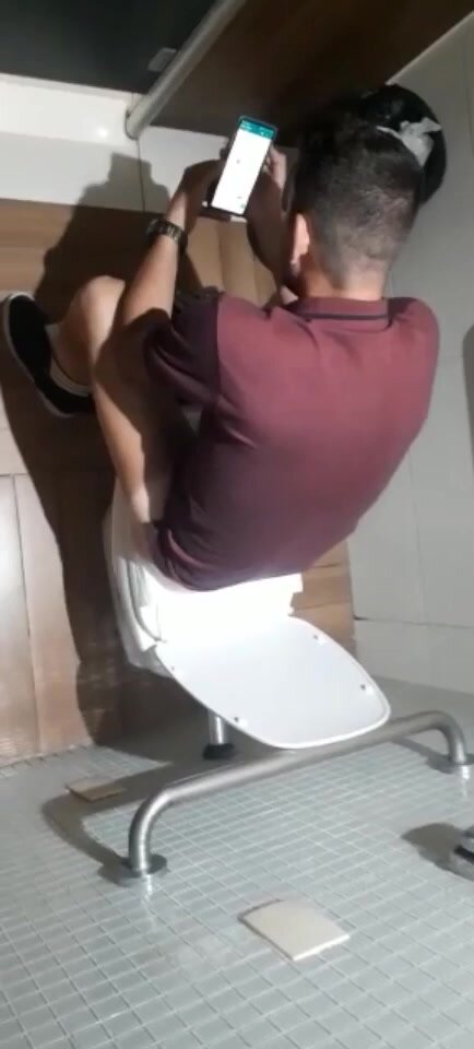 White big ass poop