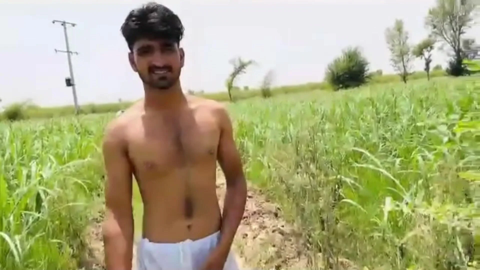 Naked desi couple - ThisVid.com
