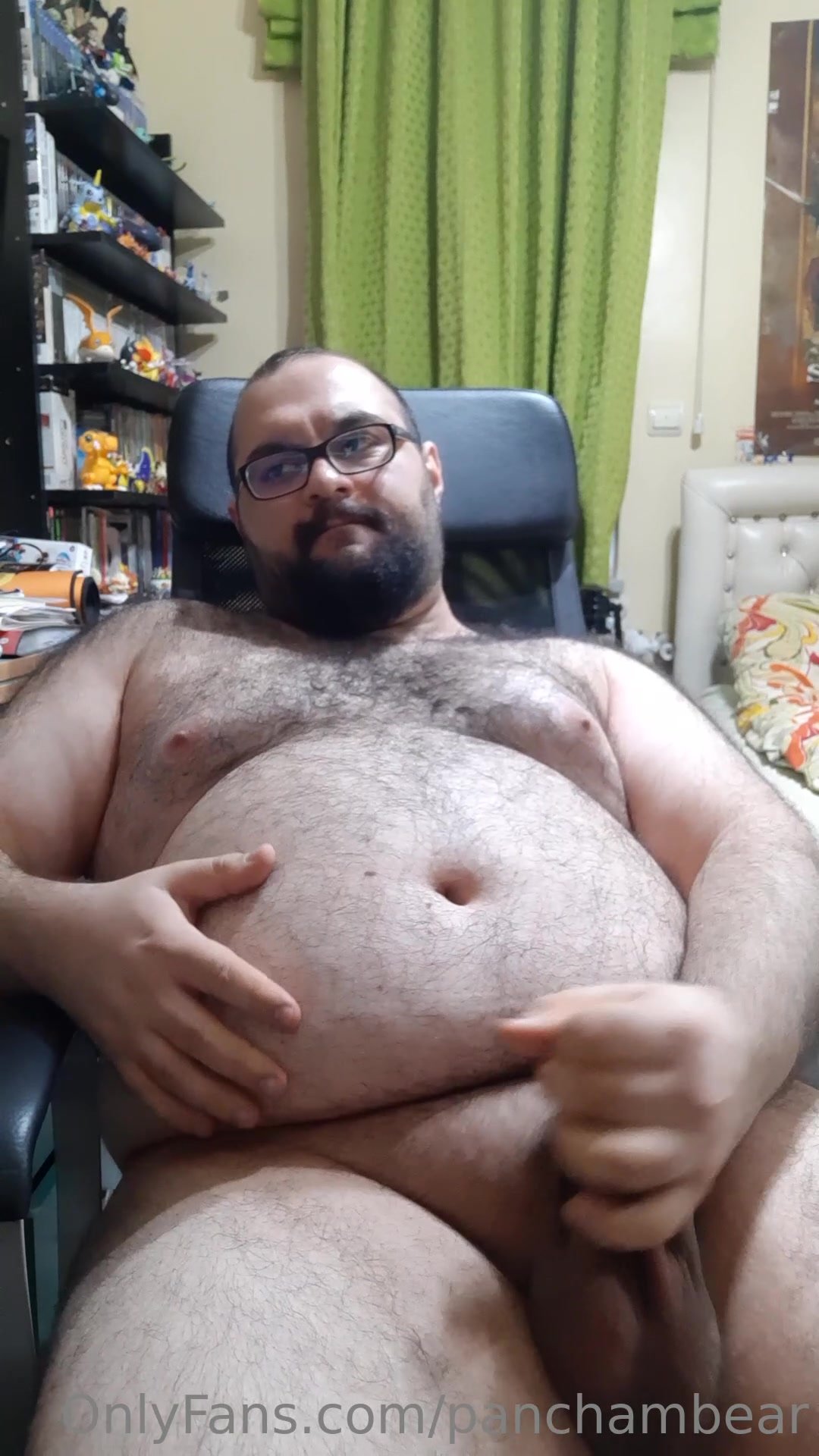Turkish chubby bear cumming and eating his own cum