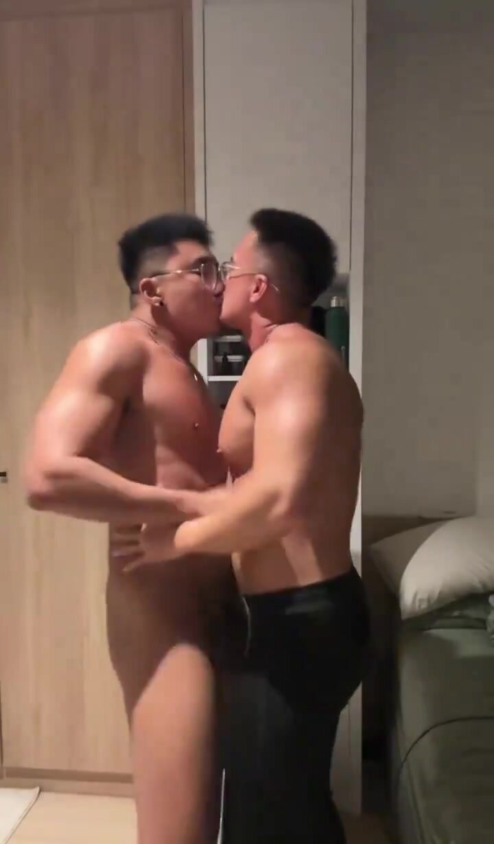 Sexy kissing