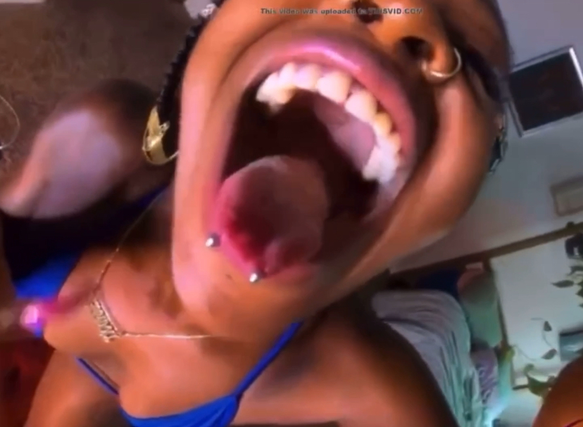 Black Girl swallows you on first date