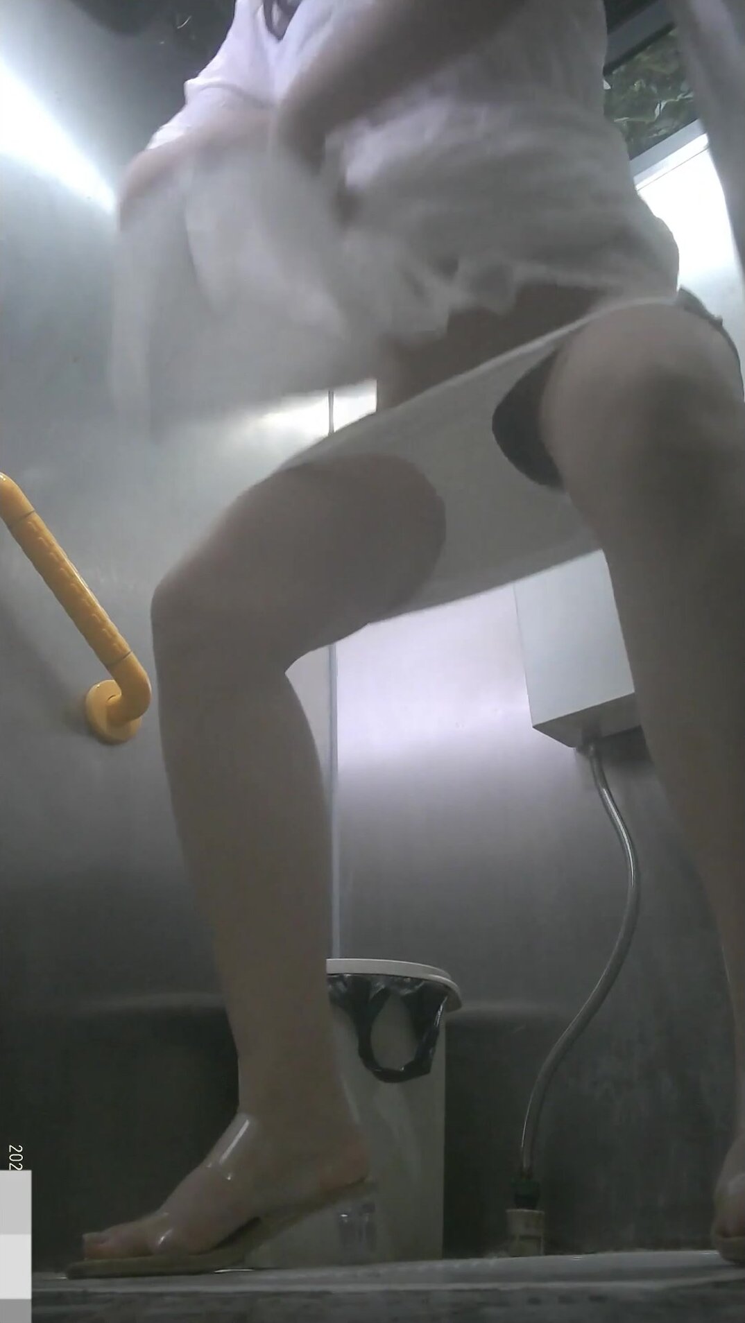 Chinese beautiful girl toilet voyeur - video 137