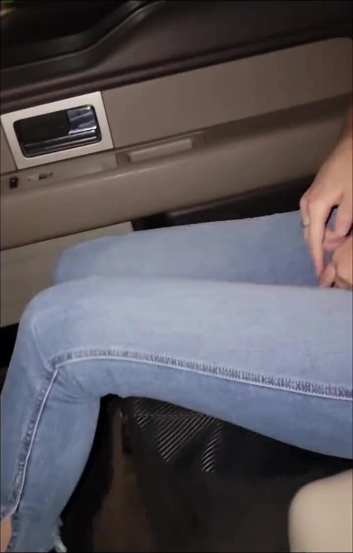 Boyfriend tries to prevent her peeing the car
