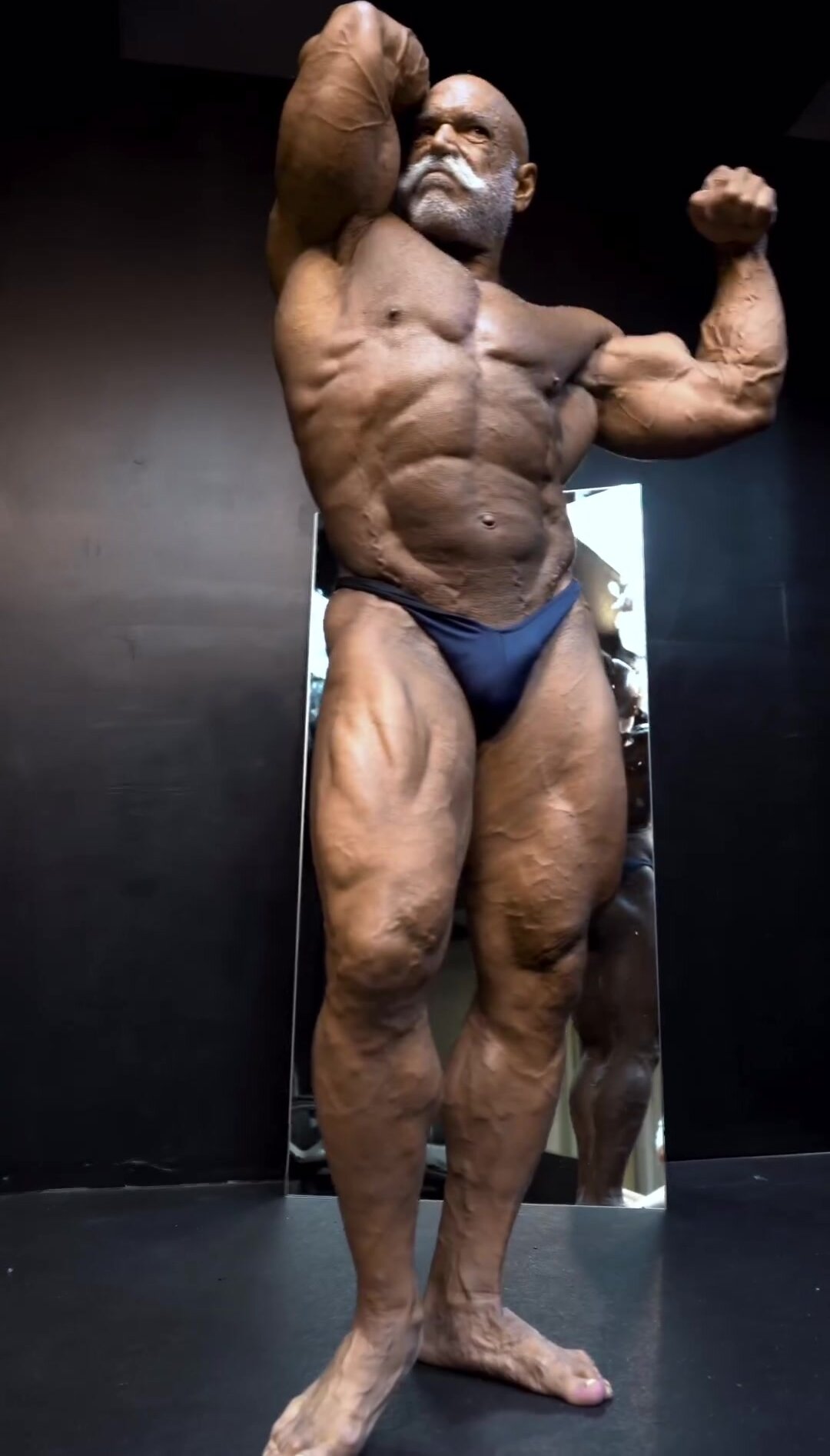 This Muscledaddy doesn't age