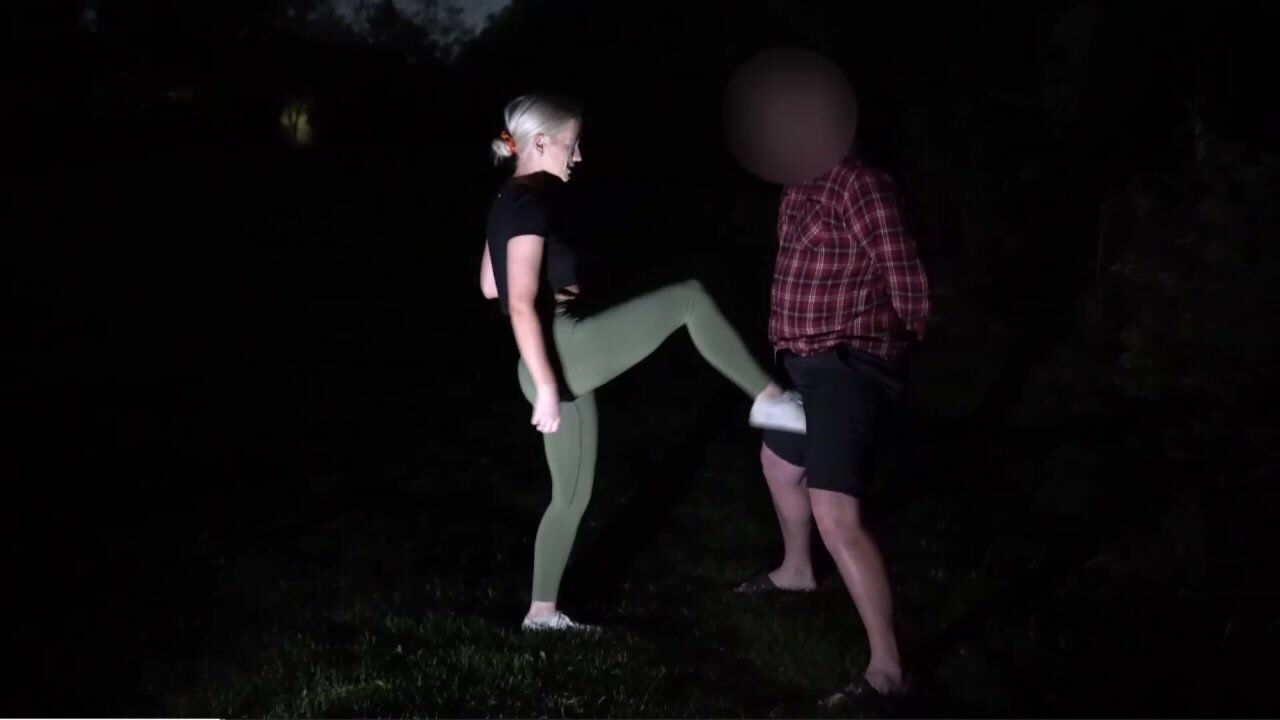 Kinky Mistress ballbusting fan - ThisVid.com