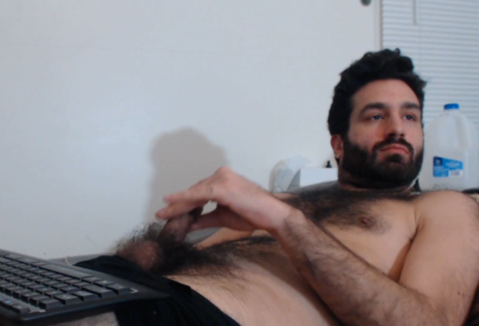 hairy guy jerks and cums 1