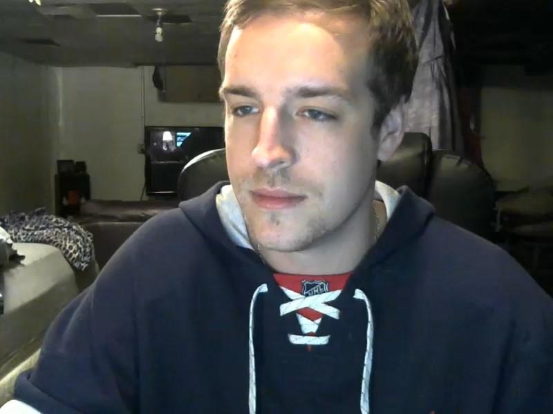 Cam stud who likes to jerk it 003