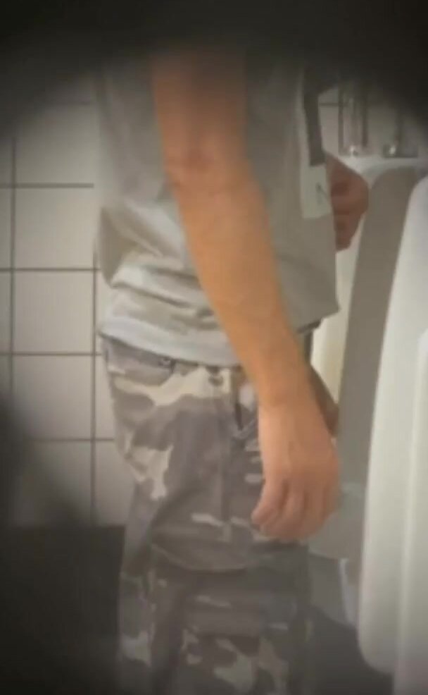 Big strong piss