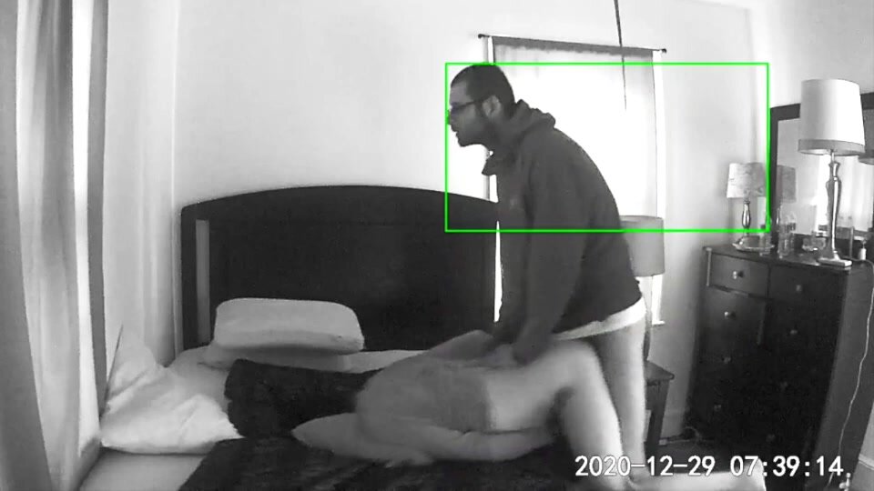 Hairy top anon quick breeding a cumdump on hidden cam