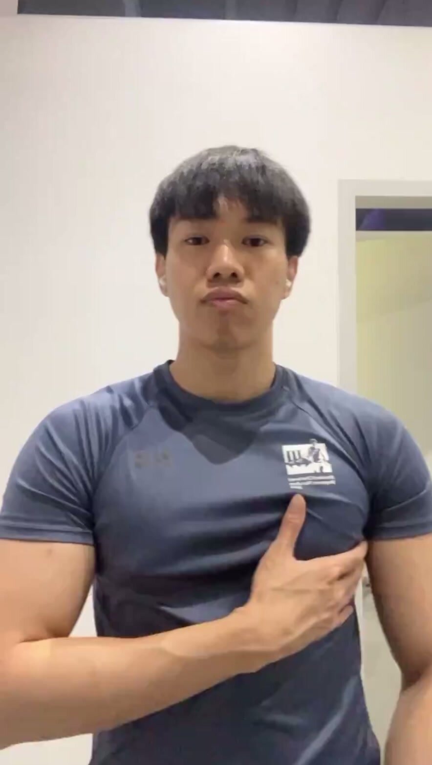 SG guy slutting himself out online (2)