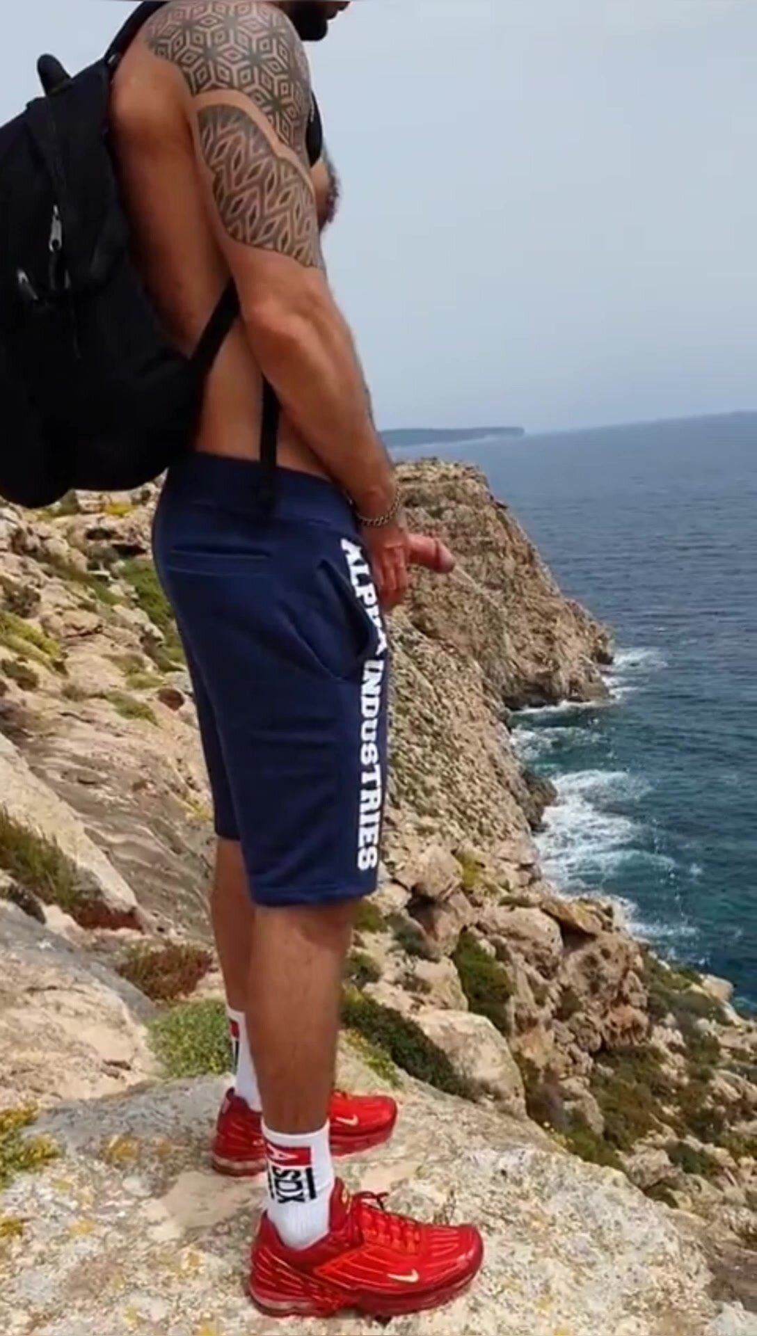 Hot men peeing compilation
