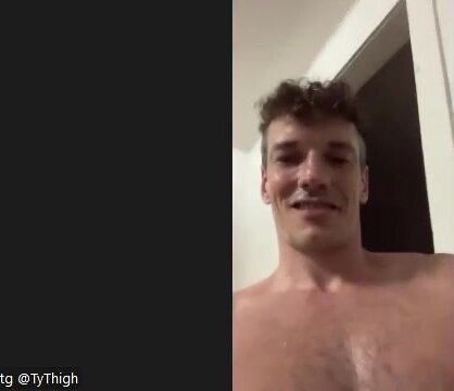 Zoom room with a hot young guy: jerking off!