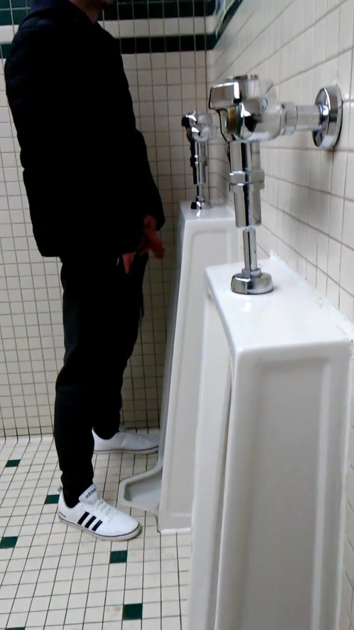 Hoodie Urinal Spy