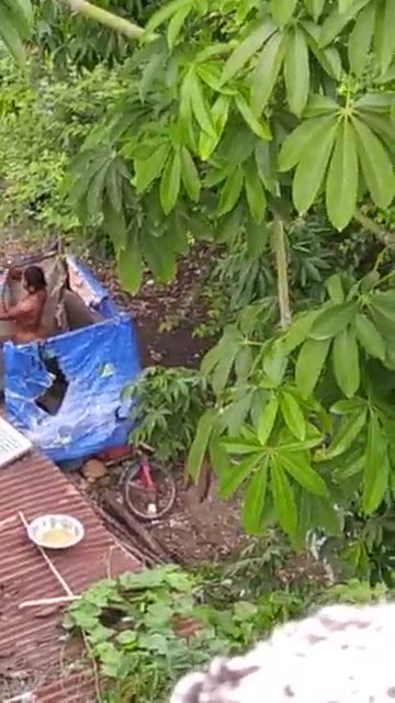 Desi bath spy - video 11 - ThisVid.com