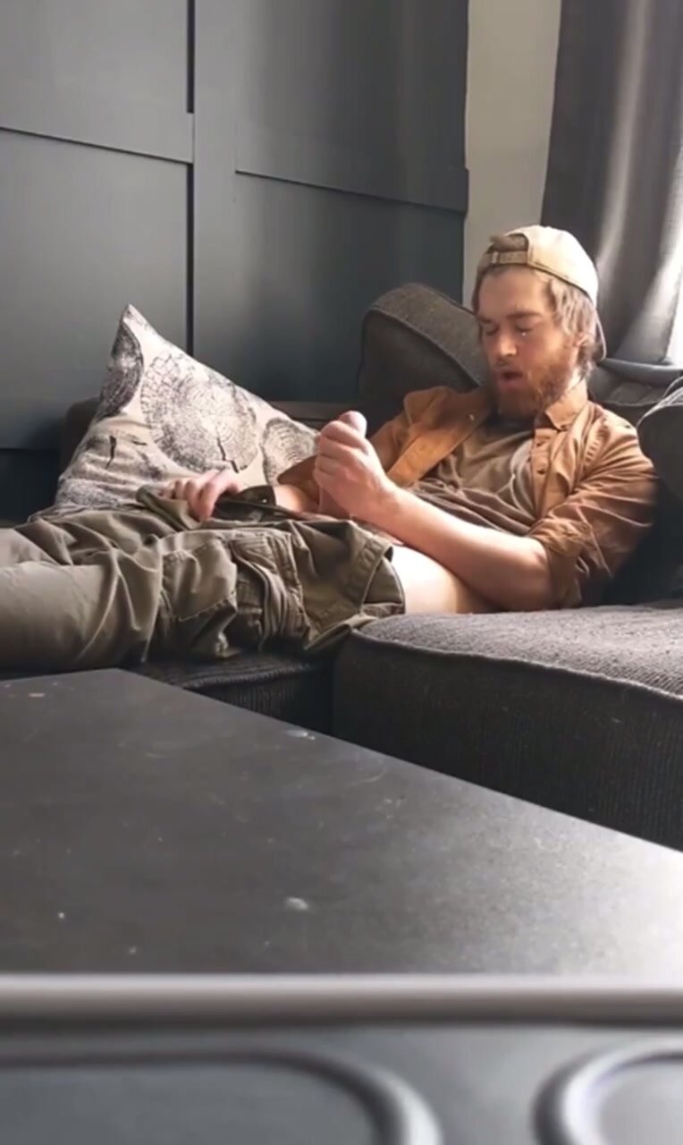 Str8 guy self facial on the couch