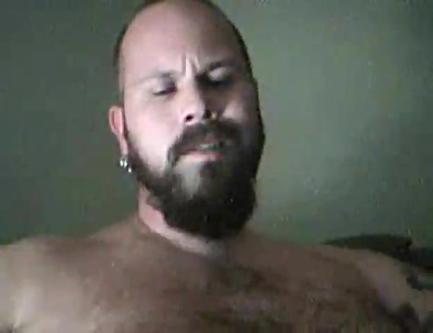 Bearded Smoker - video 2