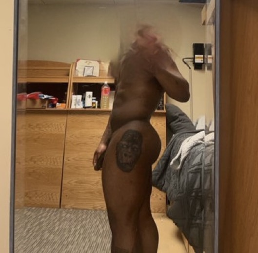 DL football player leaked