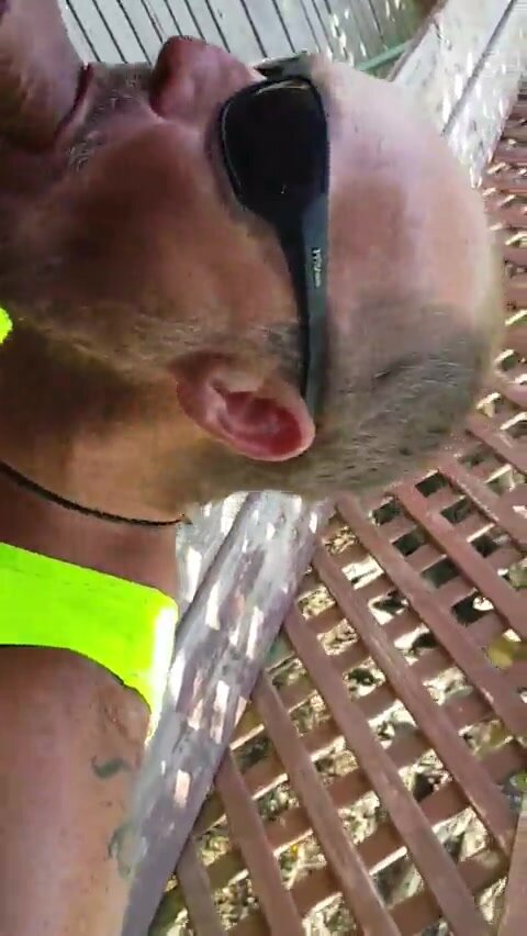 Huge load from a hot hung dude