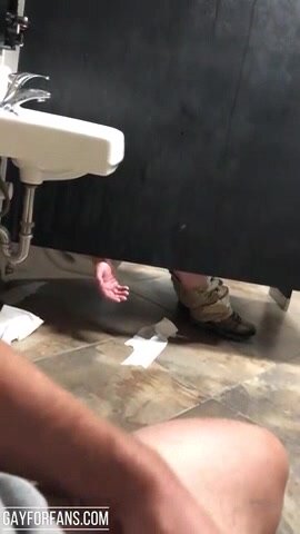 UNDERSTALL JO AND CUM