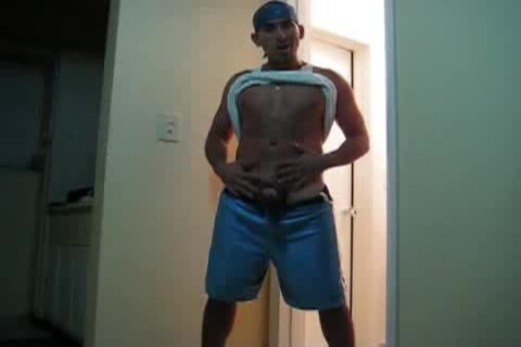 Very verbal, post-gym solo