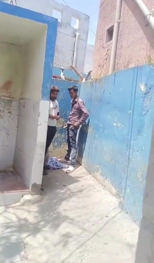 Indian brutes and straight guys fucking on the sly