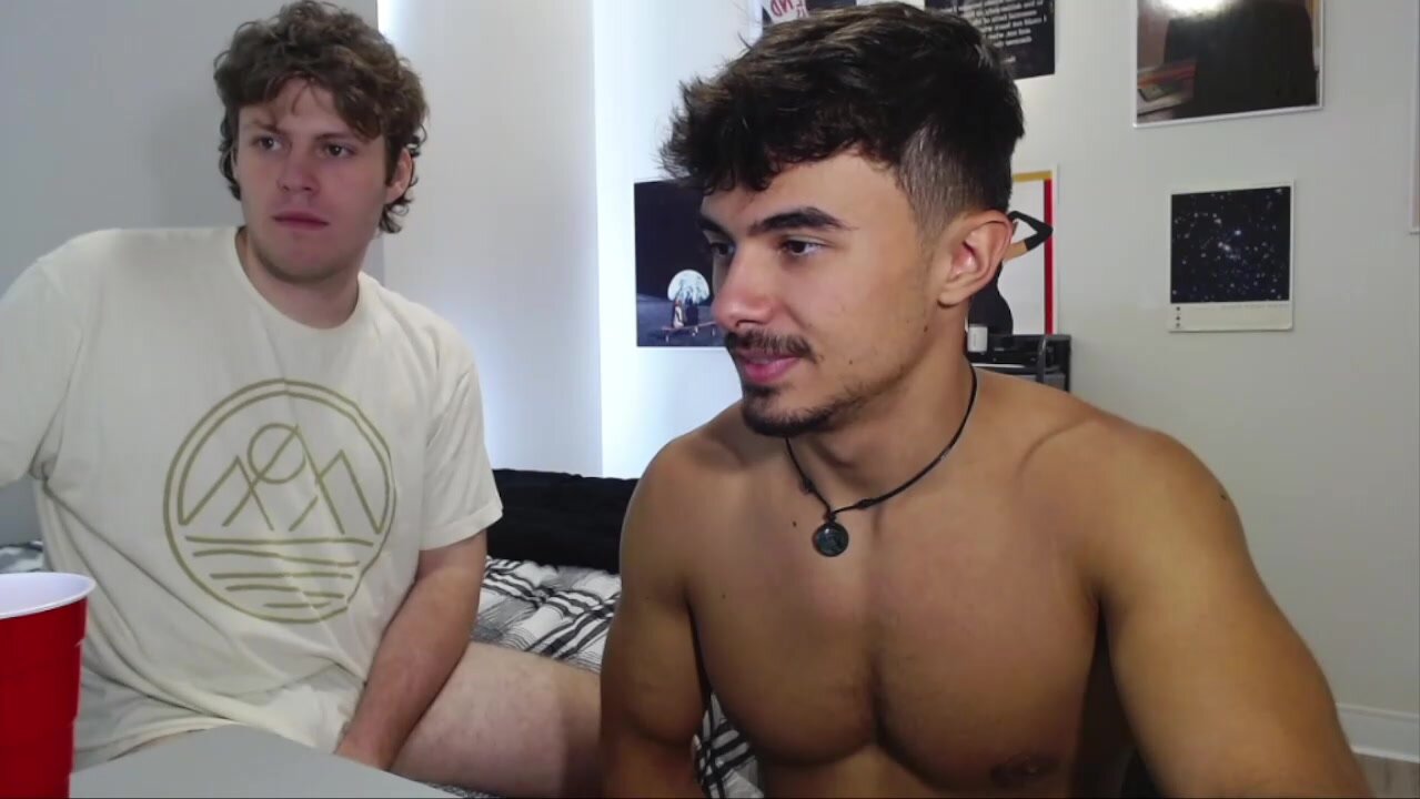 College Roommates Suck Each Other Off