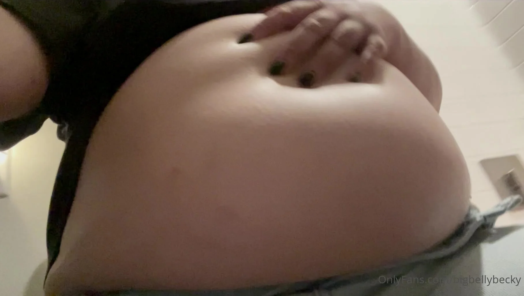 Stuffed with tacos - ThisVid.com